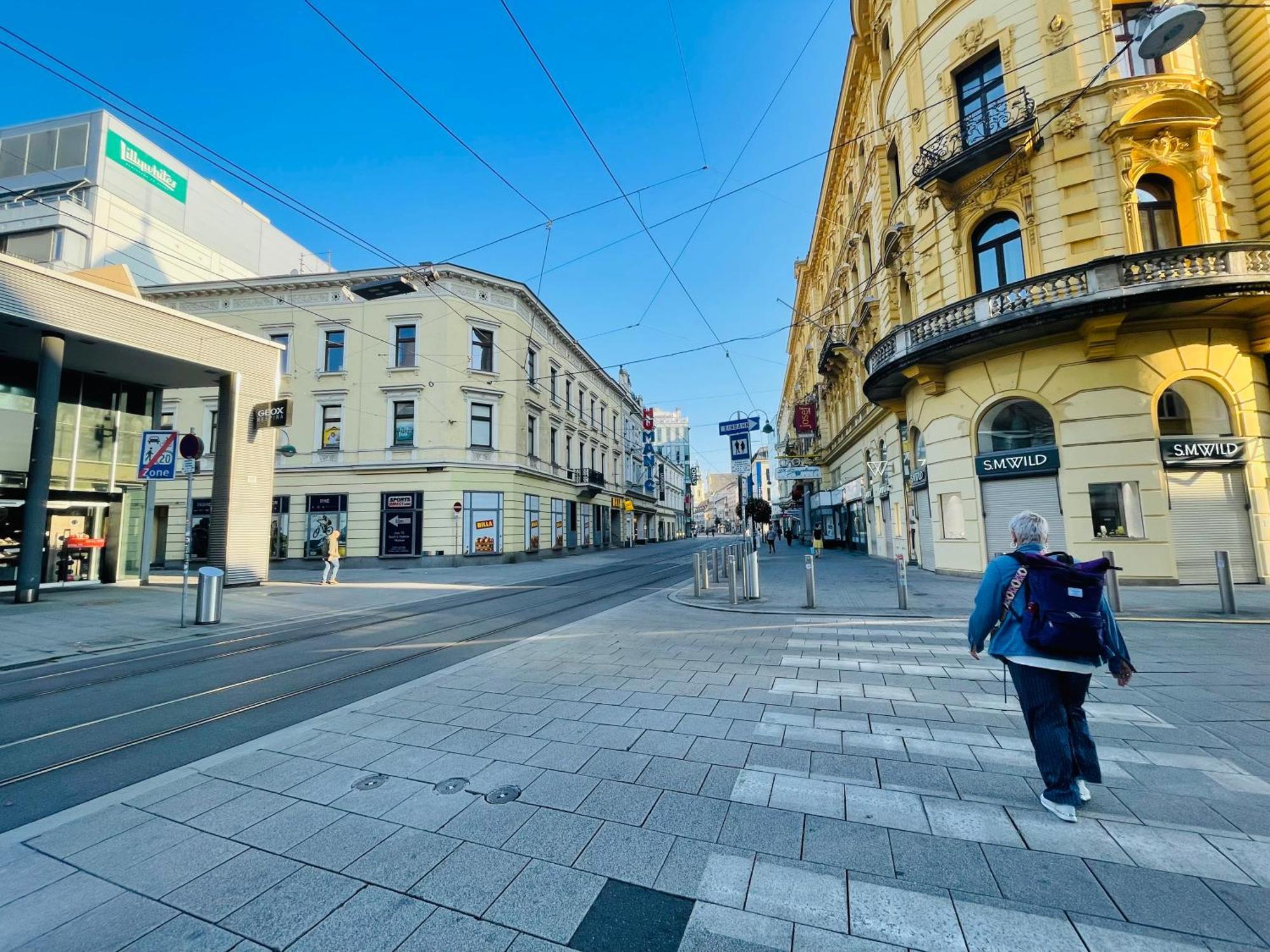 Salon Des Fleurs Linz-Landstrasse Leilighet Eksteriør bilde
